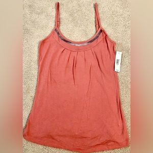 NWT Old Navy tank with sequins